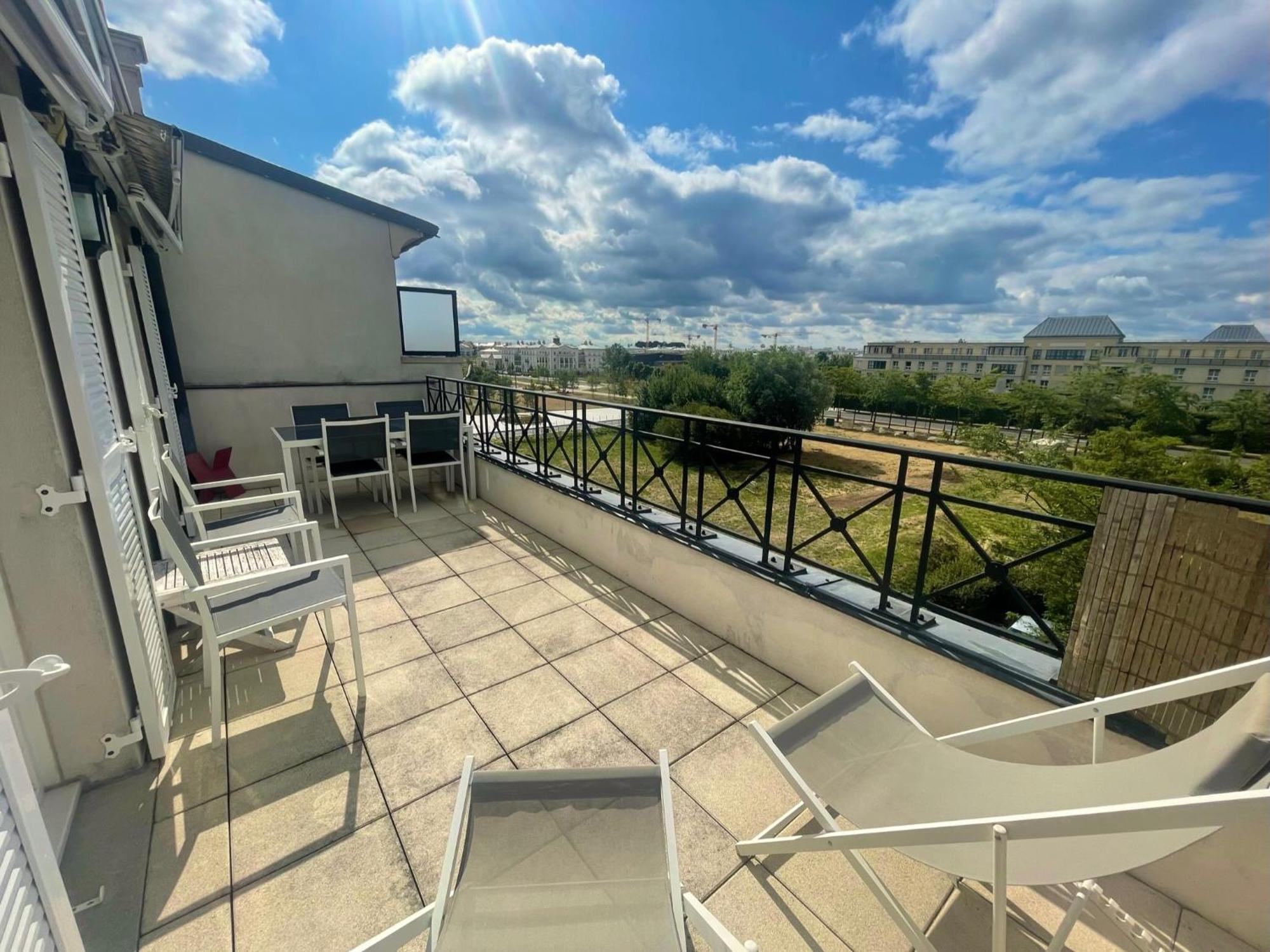 Family'S Appartement Disney Paris , 2 Parking Serris Zewnętrze zdjęcie